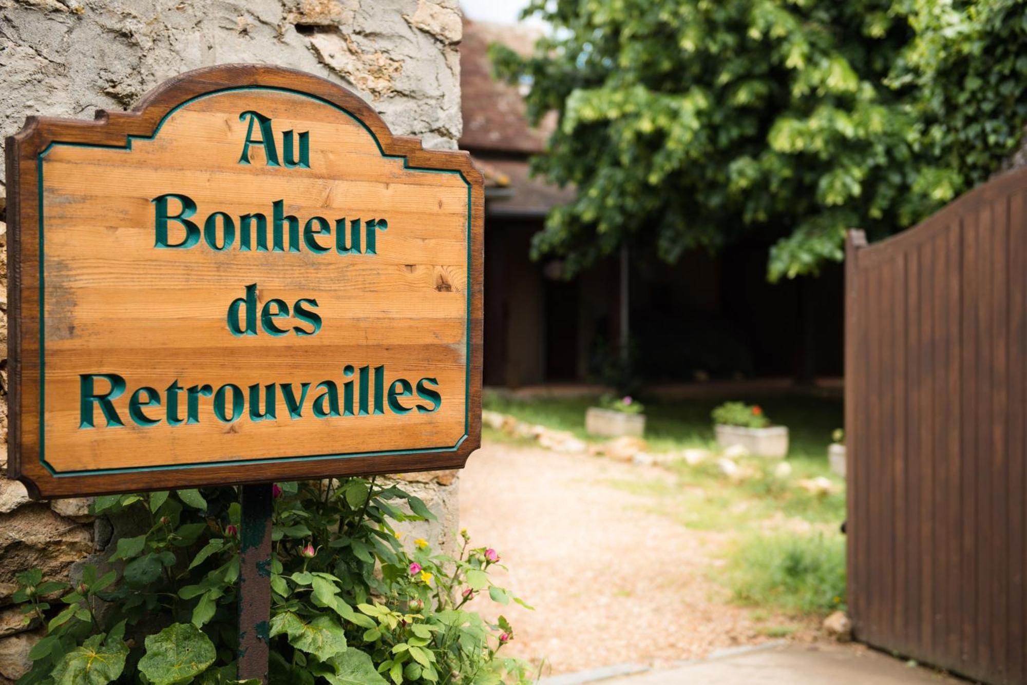 Au Bonheur Des Retrouvailles Ξενοδοχείο Denonville Εξωτερικό φωτογραφία